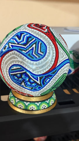 Mini Balón Mundial 2026  en Arte Huichol