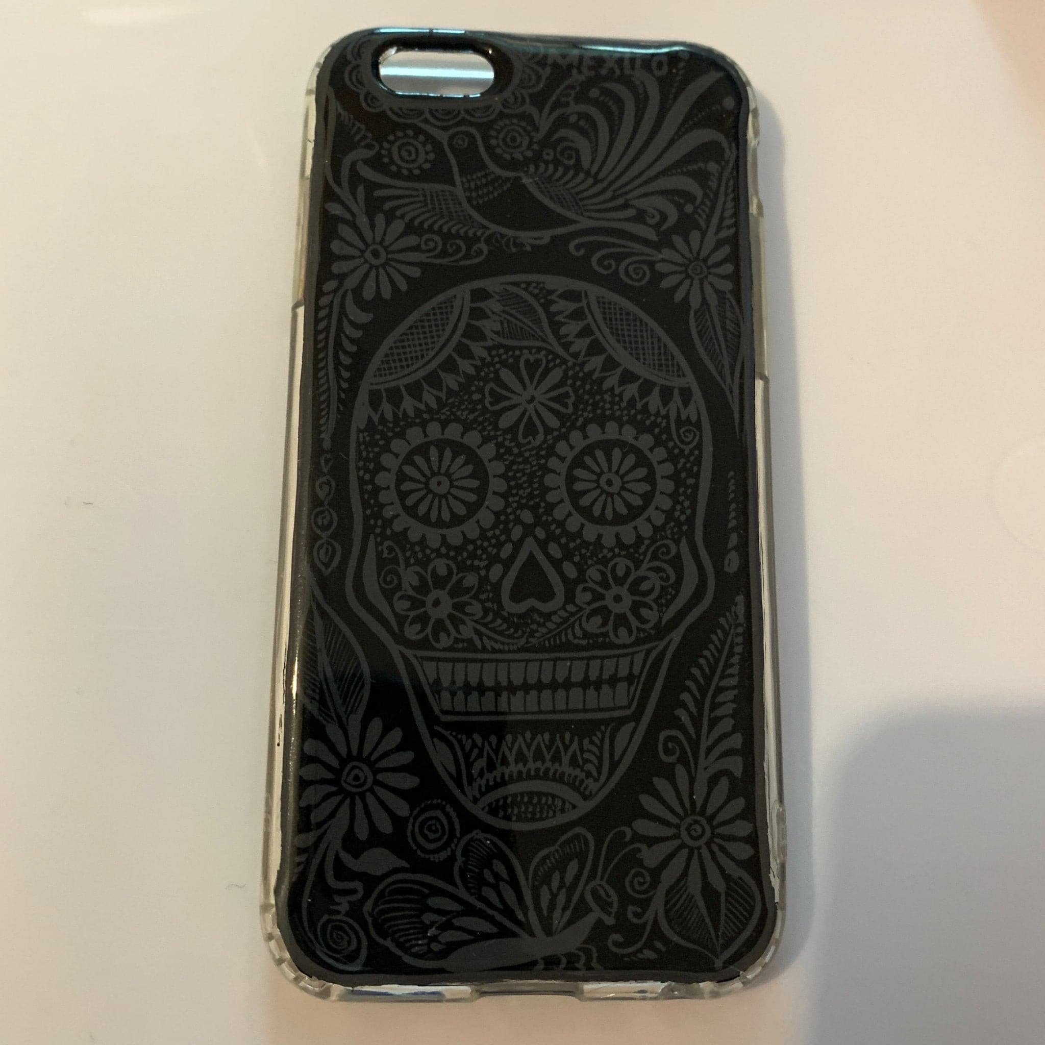 Funda Pintada a Mano iPhone 6 Modelo Barro Negro - Artesadelia