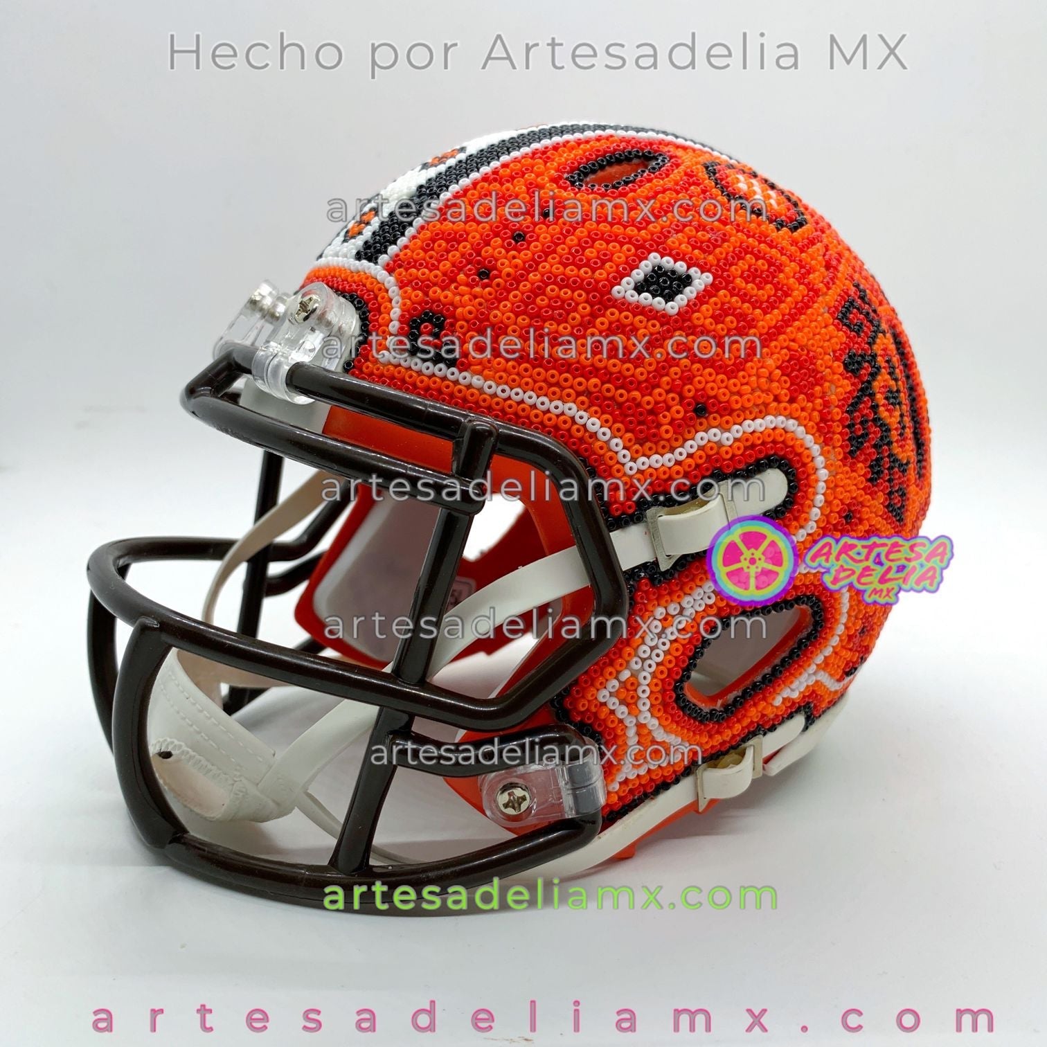 PRE-ORDEN Brows Cafes Cleveland Casco Huichol Sports NFL - Artesadelia