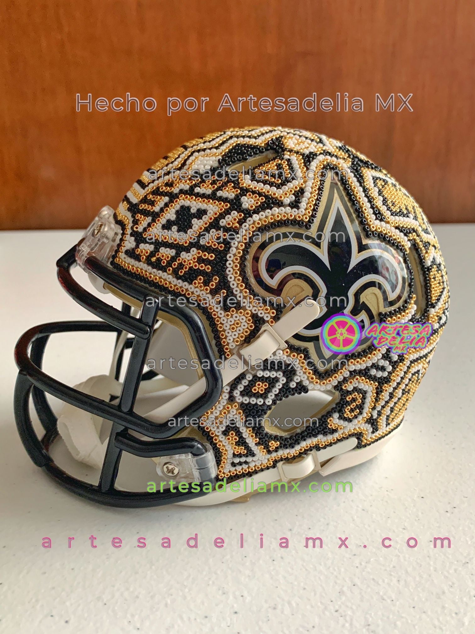 PRE-ORDEN Saints Casco Huichol Sports NFL - Artesadelia